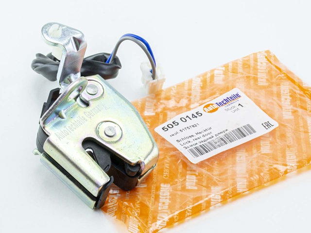 Купити 5050145 Autotechteile Замок задної лівої двостулкової двері, нижній