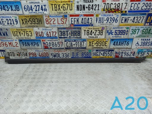 TK4851P50B Mazda Накладка зовнішня (молдинг) порога, лівий