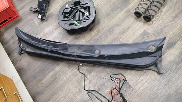 Купити 861503S000 Hyundai/Kia Водостік лобового скла, жабо