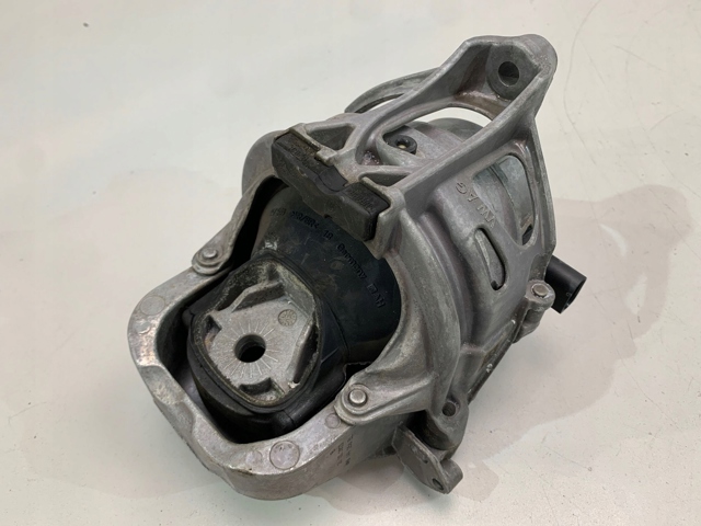 Купити 4M0199256BL VAG Подушка (опора) двигуна, права