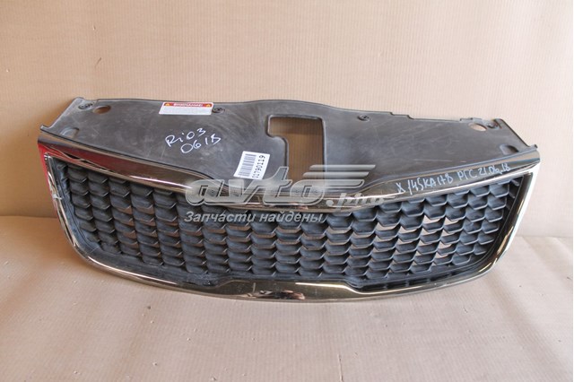 Решітка радіатора 863514Y500 Hyundai/Kia