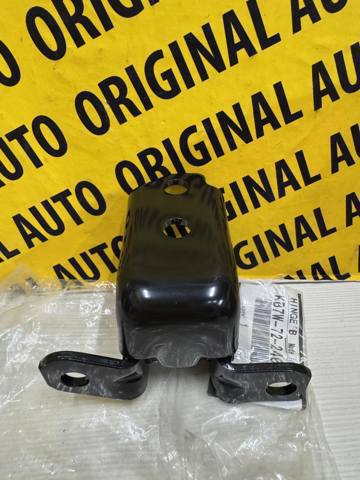 Купити KB7W72240 Mazda Дверний шарнір задній правий