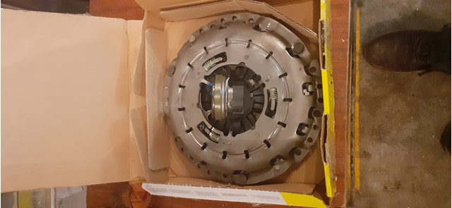 Комплект зчеплення (3 частини) LUK 624317200 ціна, від 223.16 USD