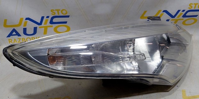 Фара правая Renault (RVI) 260100017R ціна, від 28.18 USD