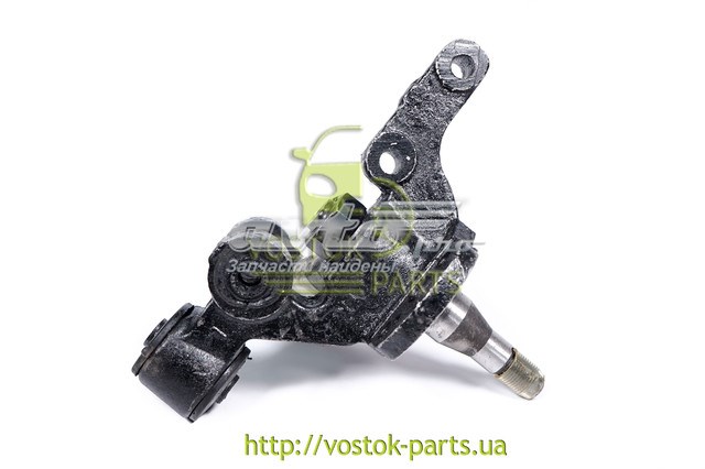 1403029180 Geely Цапфа поворотна ліва