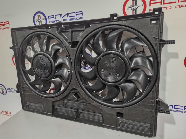 Купити 214816RR0A Nissan/Infiniti Дифузор радіатора охолодження, в зборі з двигуном і крильчаткою