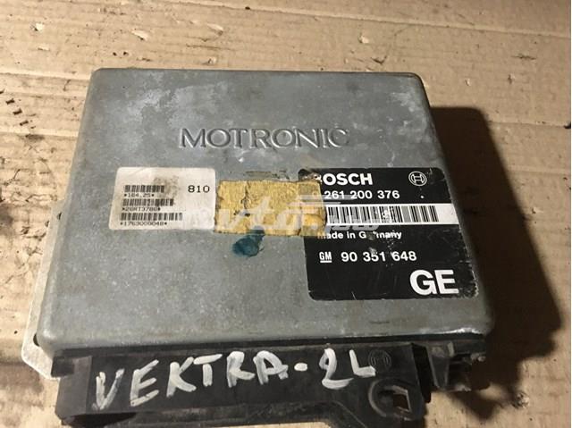 Блок двигуна Opel 90351648