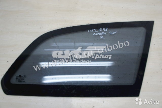 96617322 General Motors Стукло багажника, праве
