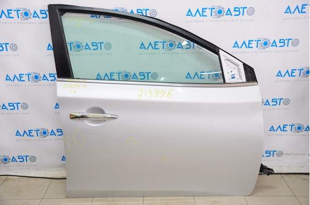 H01004AFMB Nissan/Infiniti Пасажирські передні двері