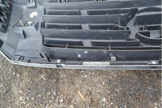 Купити 623104KJ1B Nissan/Infiniti Захисна решітка радіатора