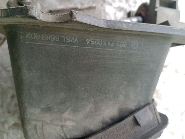 701711025A VAG 