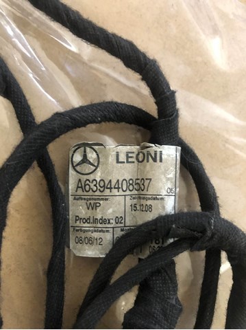  Mercedes A6394408537