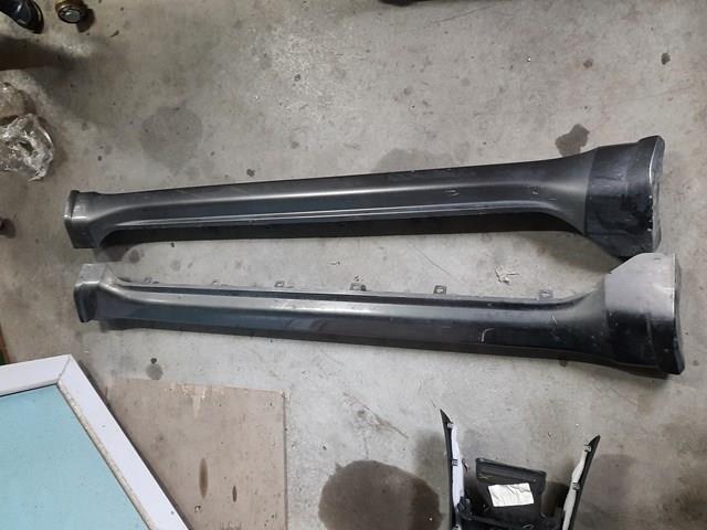  1VN71AXRAC Chrysler