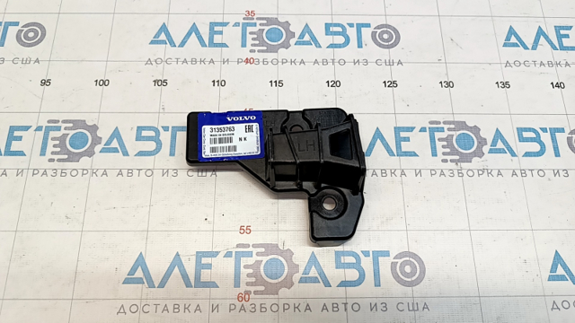 Кронштейн бампера переднього, лівий 31353763 Volvo