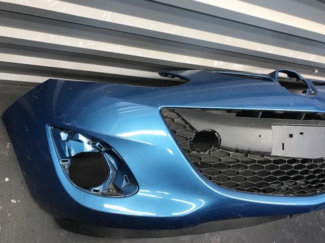 Бампер передній Mazda DR6150031