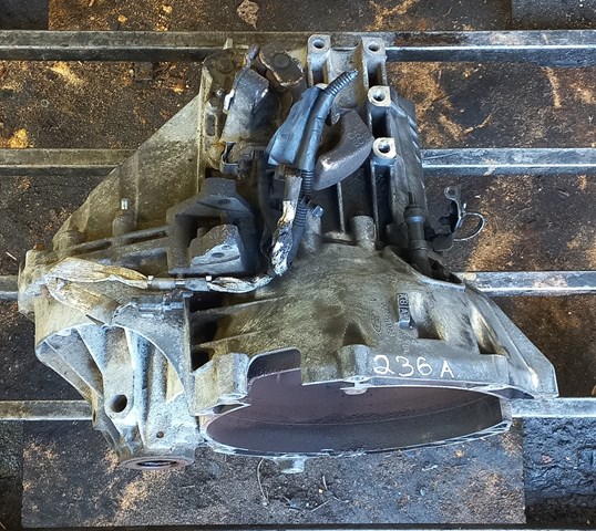  Ford 6CIR7F096