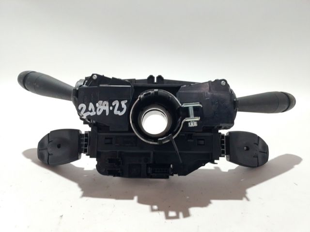 Перемикач підрульовий, правий Peugeot/Citroen 98312609ZD ціна, від 396.67 USD