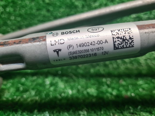 149024200A Tesla