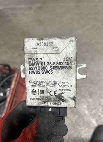 Купити 61358382454 BMW 