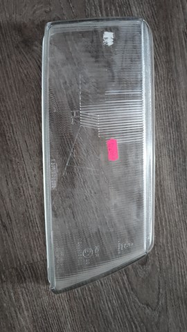 Скло фари правої Bosch 1305621238 ціна, від 10.53 USD