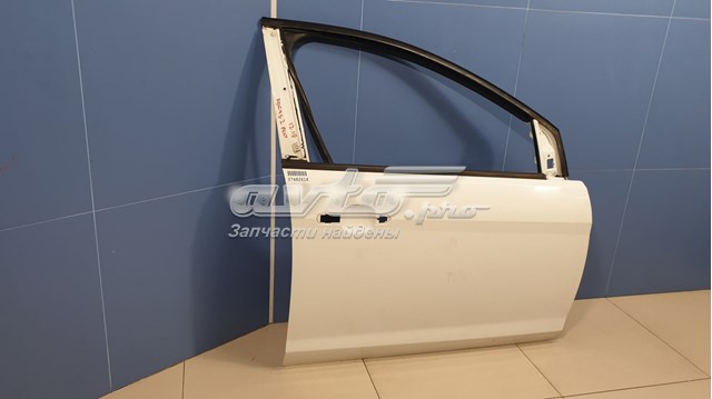 Купити Двері праві передні Ford Focus II DA, HCP, DP
