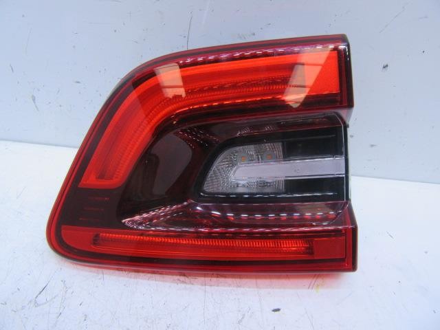 Стоп задній Renault (RVI) 265553530R ціна, від 140.92 USD