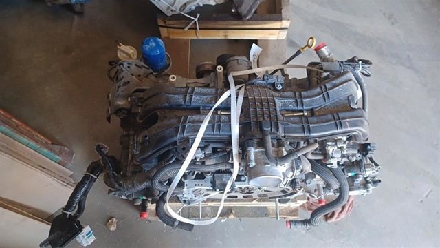 ДВЗ Subaru 10100CD960 ціна, від 544.15 USD