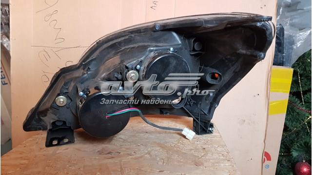 ST3121101R SAT Фара правая