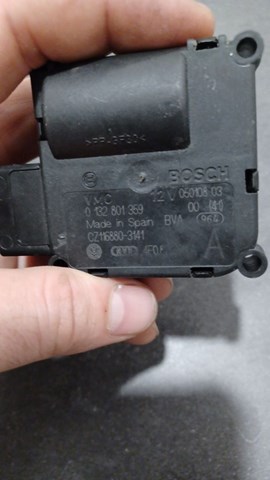 Привід заслінки печі 0132801359 Bosch