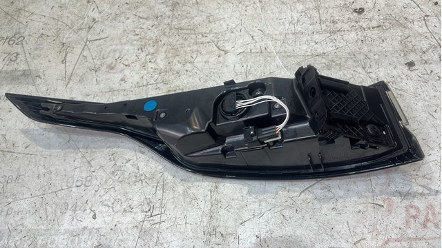 Купити LR181906 Land Rover Стоп задній