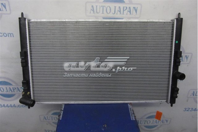 1350A761 Mitsubishi радіатор охолодження двигуна