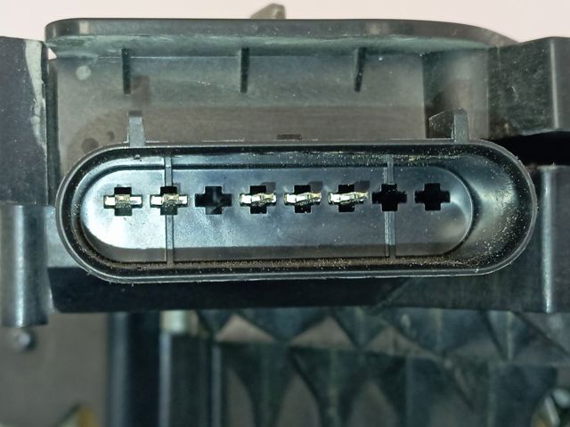 Купити 2096143 Ford 
