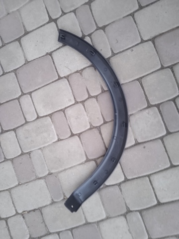 Молдинг арки крила переднього, правий Polcar 5556025J ціна, від 8.12 USD