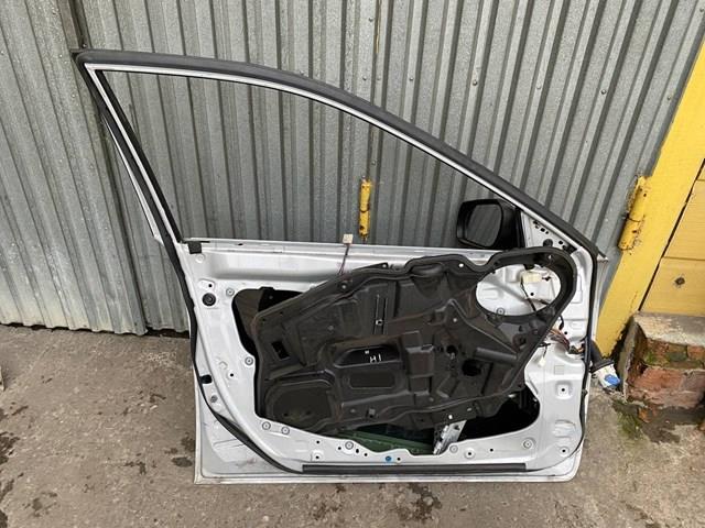 Двері передні ліві GK2C59020G Mazda