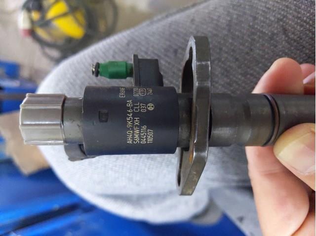 Купити AH4Q9K546BA Land Rover Форсунка дизельна в зборі, розпилювач + тримач