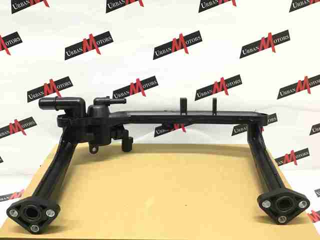 Land Rover DX2318N348AD ціна, від 60.54 USD