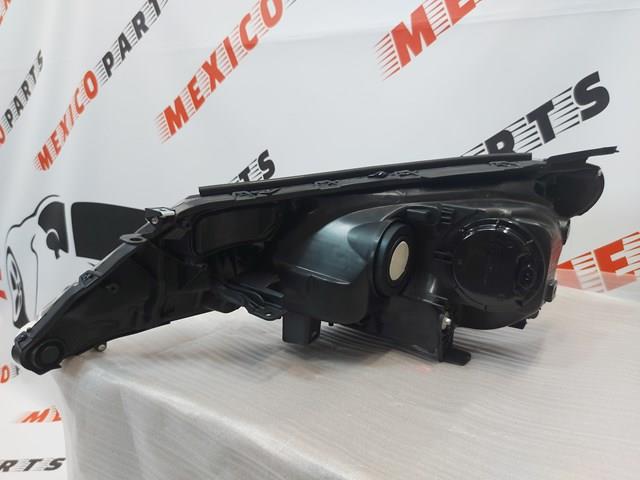 Купити 811100R042 Toyota Фара правая