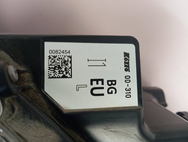 Купити 811700DP30 Toyota Фара
