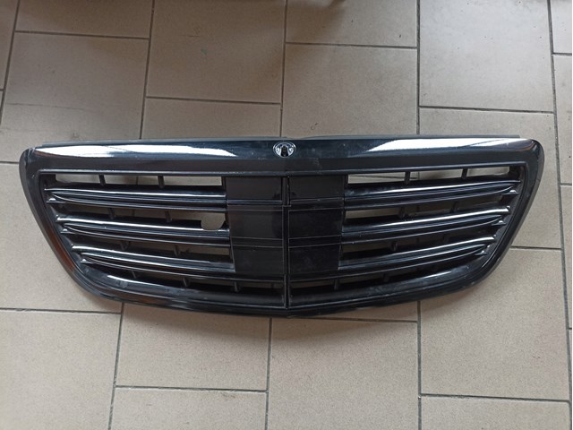 A2228800283 Mercedes Решітка радіатора