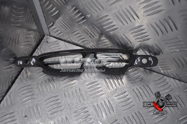 Решітка переднього бампера, права Hyundai/Kia 86568D5000 ціна, від 18.56 USD