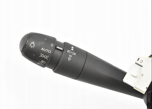 Перемикач підрульовий, в зборі Tqparts TQ10587