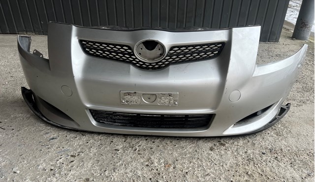 Бампер на авто Toyota 5211912939 ціна, від 45.19 USD