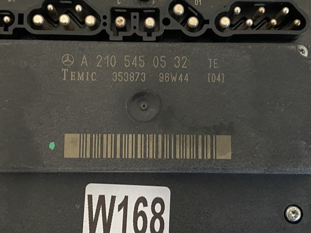 Купити A2105450532 Mercedes 