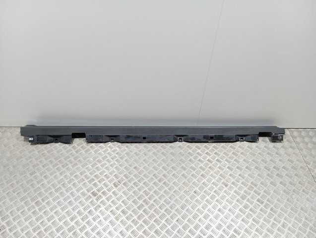 Купити A2476980800 Mercedes Накладка зовнішня (молдинг) порога, правий