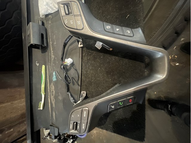  Hyundai/Kia 967102W000 ціна, від 18.90 USD