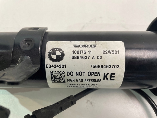  37106894637 BMW