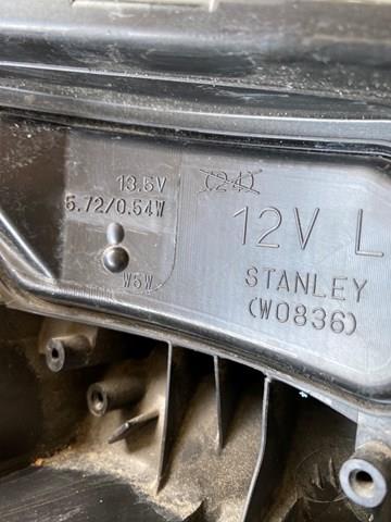 Фари Toyota 8117042542 ціна, від 289.95 USD