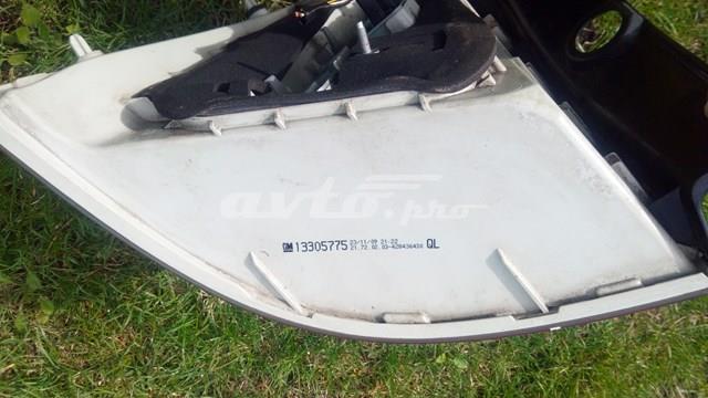 Задня права фара 13305775 Opel