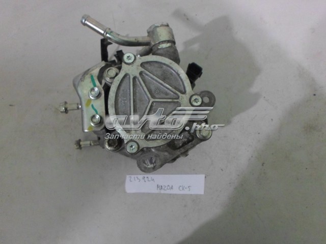 Купити PY0110190 Mazda Кронштейн паливного насосу ПНВТ