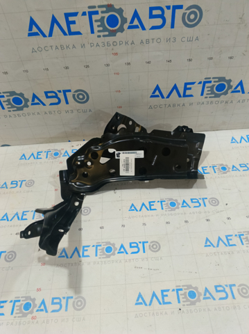 Кронштейн супорту радіатора нижнього FPS FP4426203